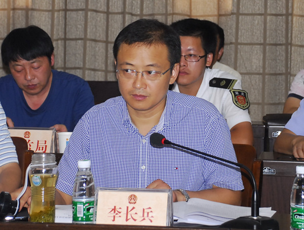 讲话潜江市委常委,常务副市长罗茂文出席会议并讲话汉江中院党组成员